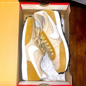 NIKE DBreak like new